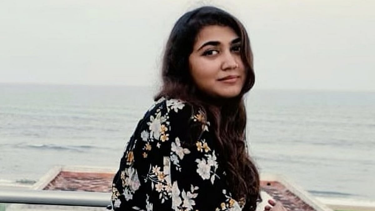 Vismaya Mohanlal photographed by the sea